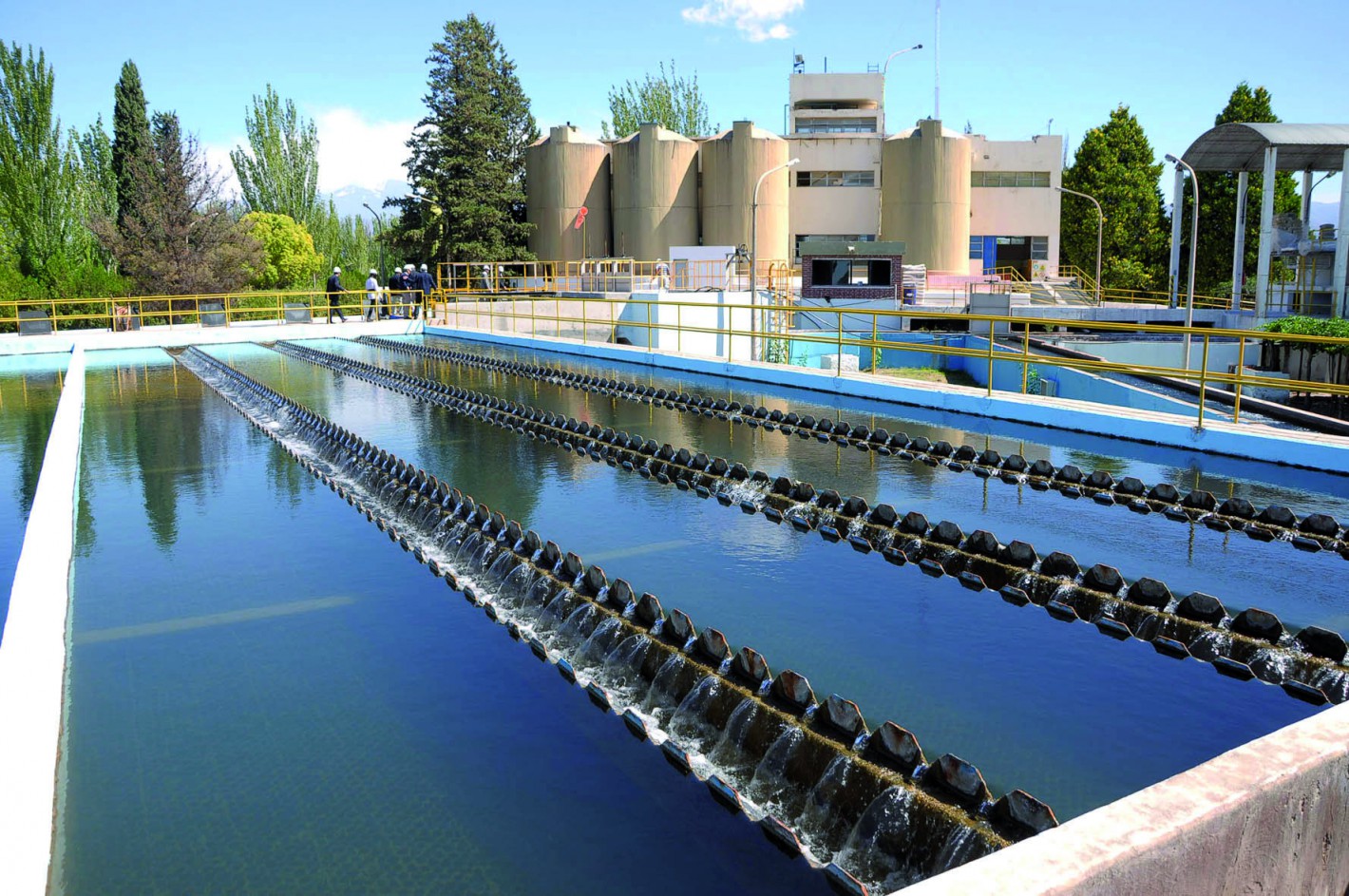 El agua del grifo y el agua tratada son seguras